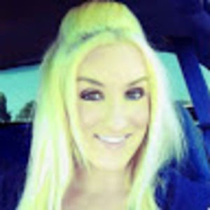 Meet your Posher, Elena